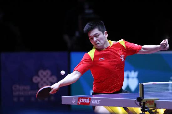 羽毛球一直 羽毛球一直