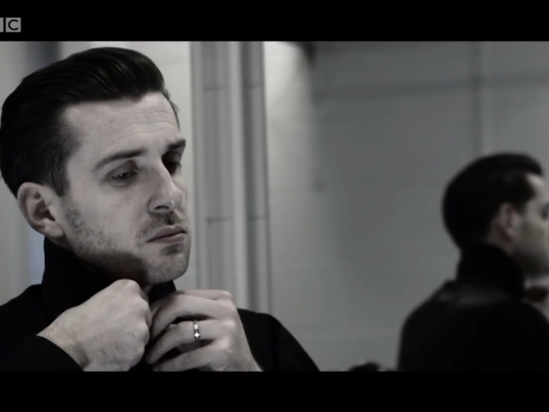 参与体育锻 参与体育锻