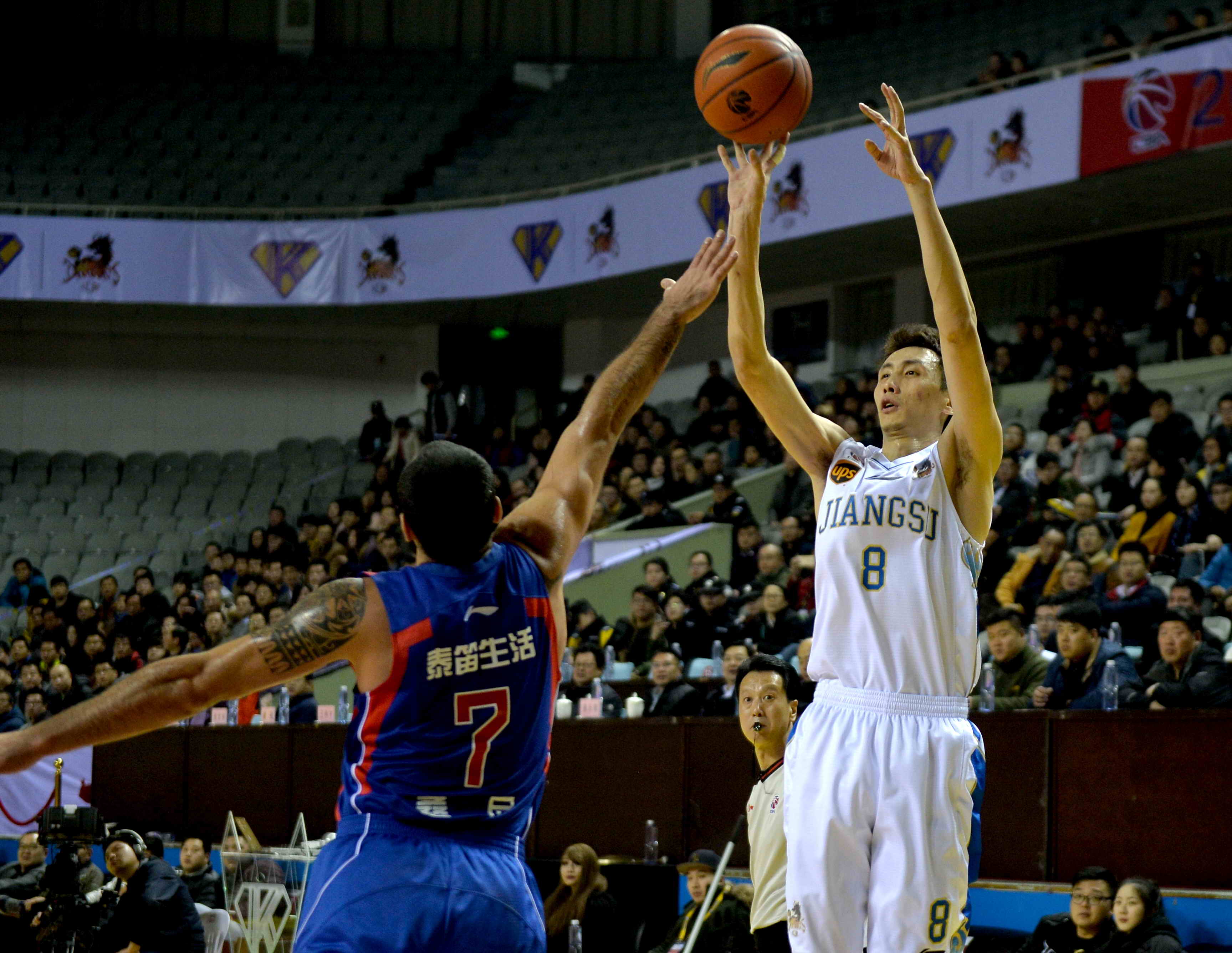 中和前插的 中和前插的