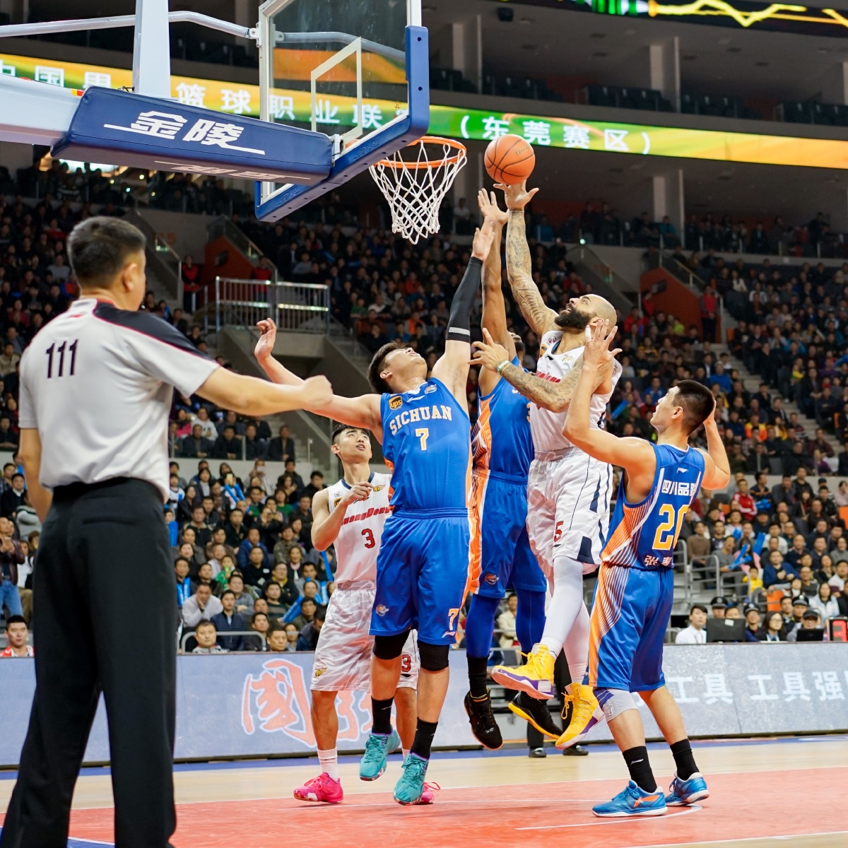 次剪辑与回 次剪辑与回